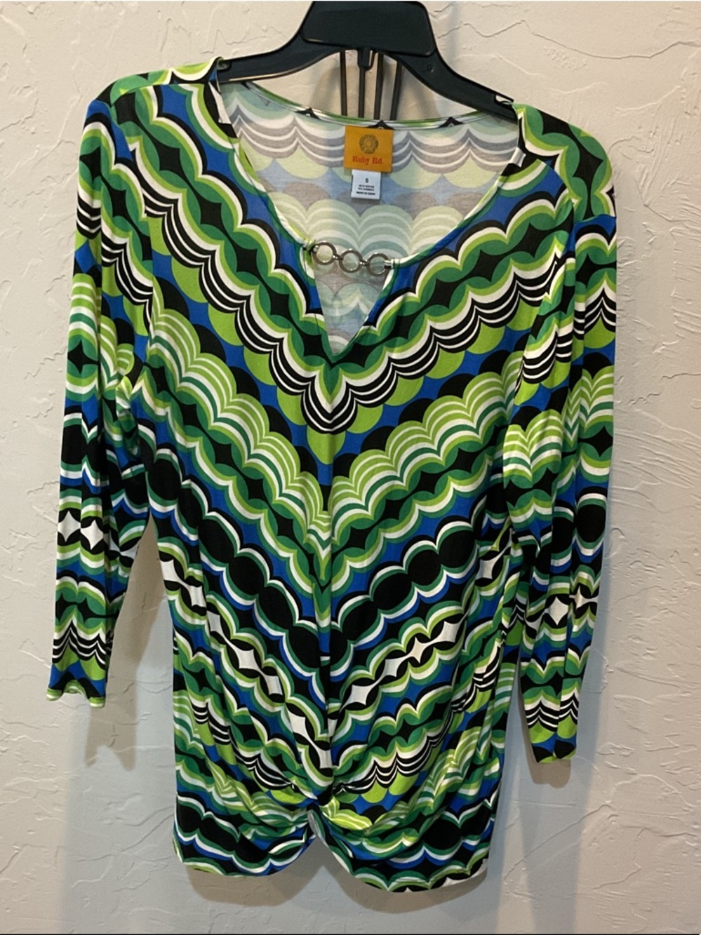 Ruby Rd. Green, Blue & Black Wave-Print V-Neck Long Sleeve Top with Ring Accent